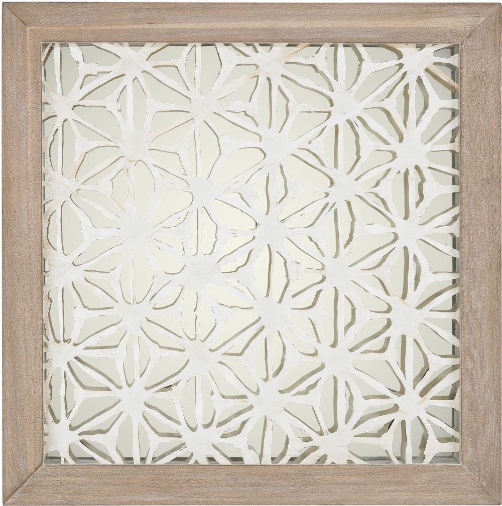 Natural Fibers On Foil Wall Décor