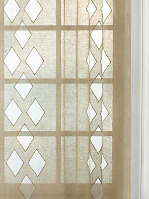 Beacon Hill Fabric 035578 Linen Diamond Sand