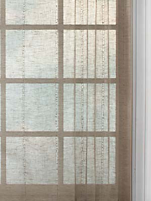 Beacon Hill Fabric 035583 Queue Linen