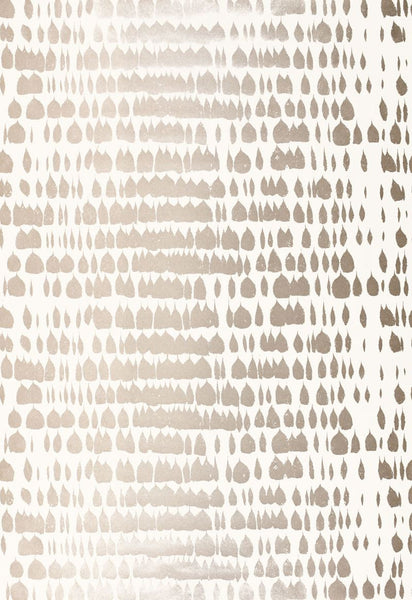 FSchumacher Wallpaper 5005880 Queen Of Spain Warm Silver