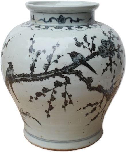 B&W Yuan Dynasty Flaring Rim Jar Magpie On Treetop